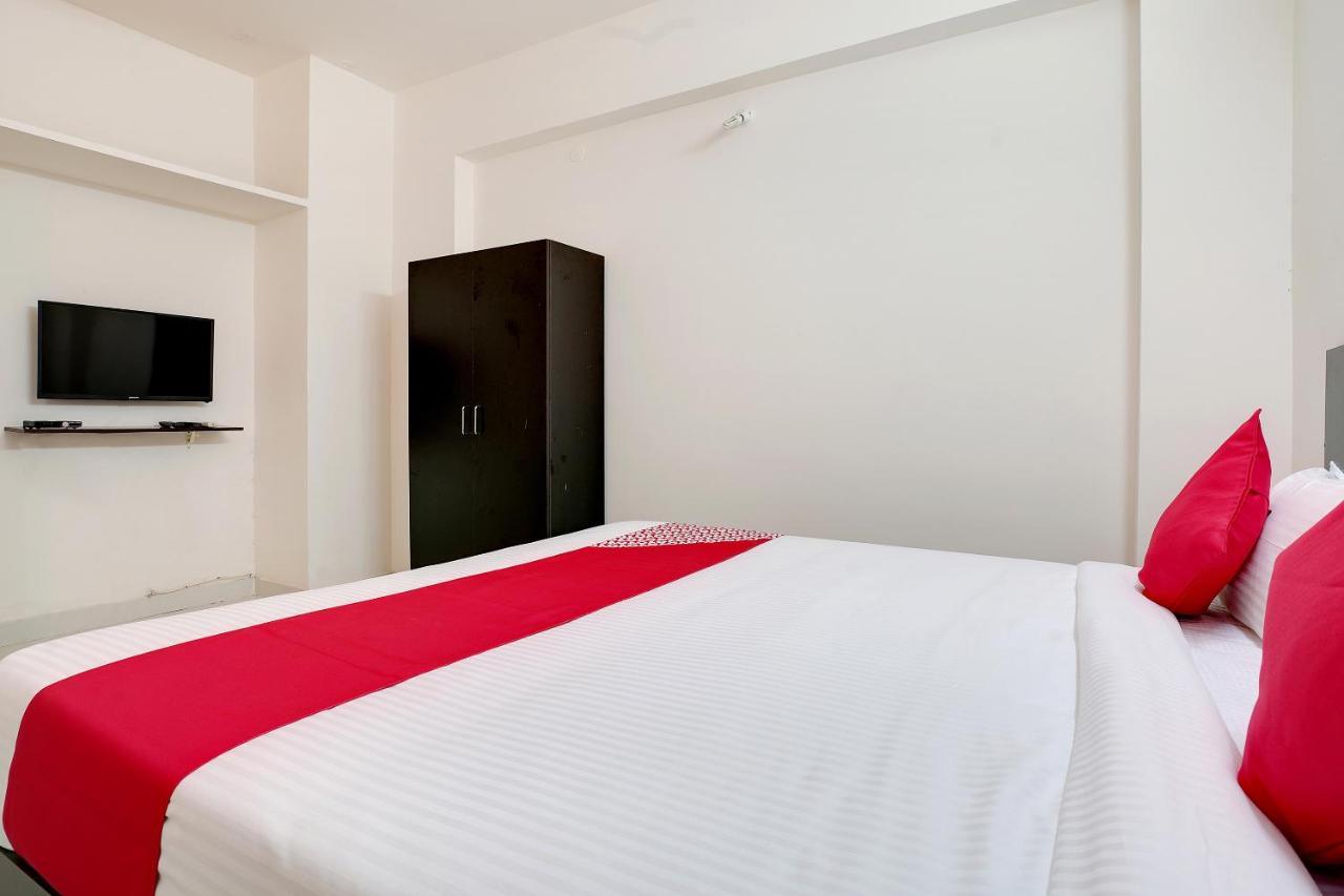 Oyo 41102 Hyderabad Elite Hotel Haidar Sahibguda Eksteriør billede