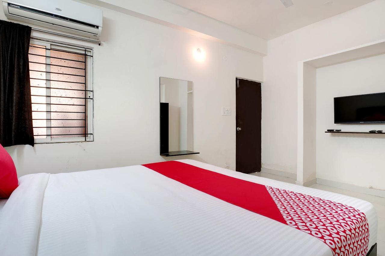 Oyo 41102 Hyderabad Elite Hotel Haidar Sahibguda Eksteriør billede
